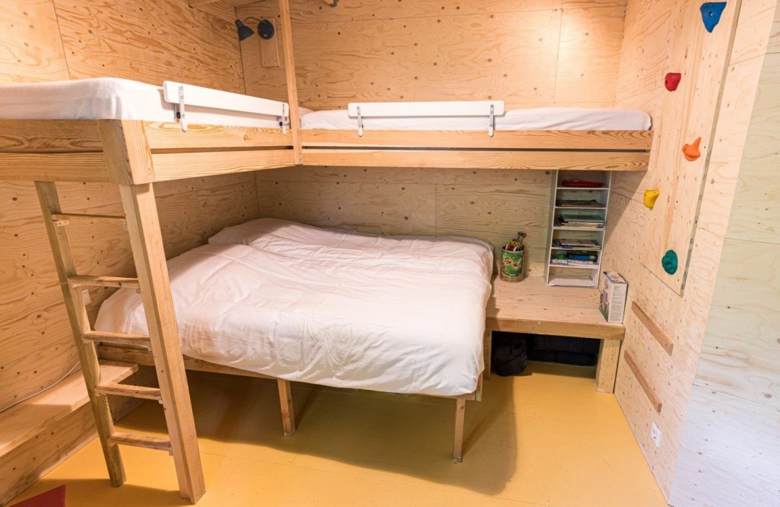 Buitenland binnenhof jonvanschaik 2