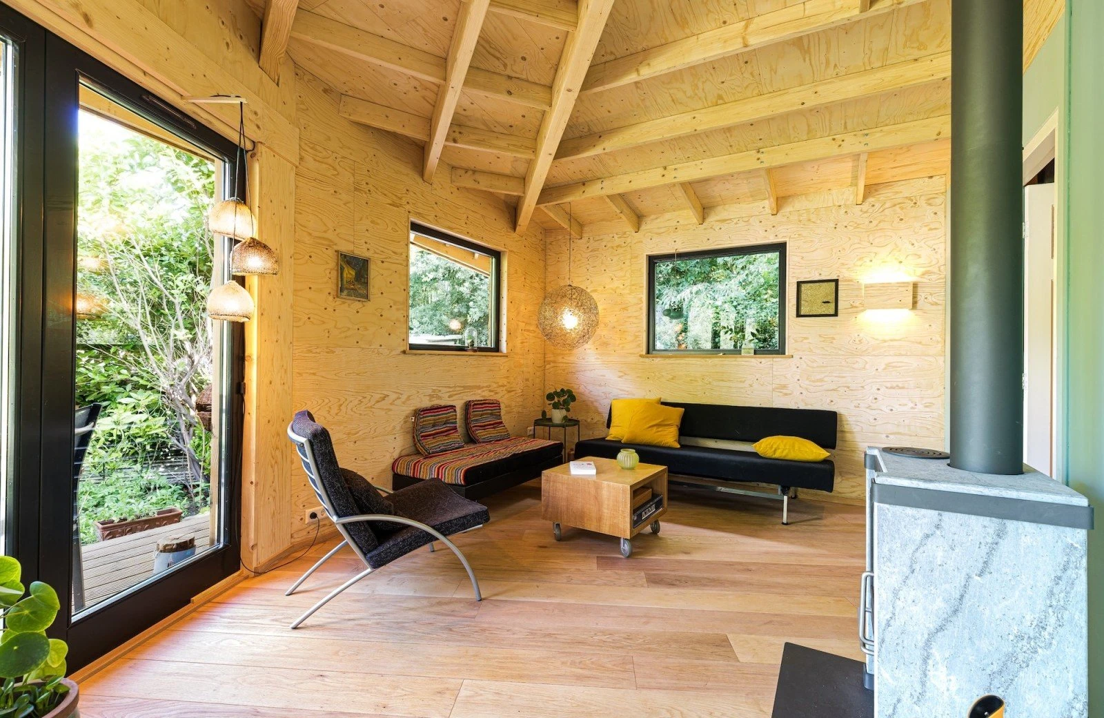 Buitenland binnenhof jonvanschaik 3